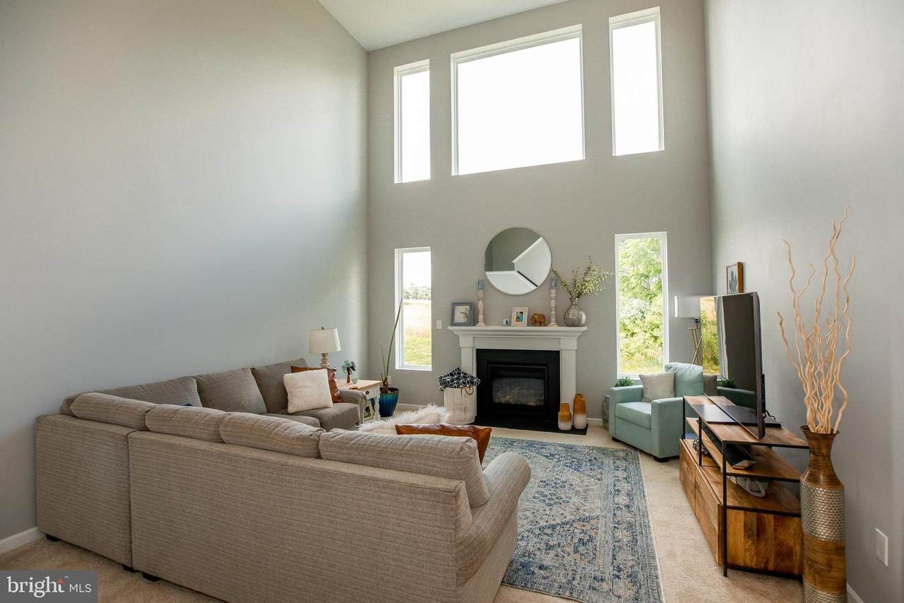 613 Kincaid Avenue - Photo 1