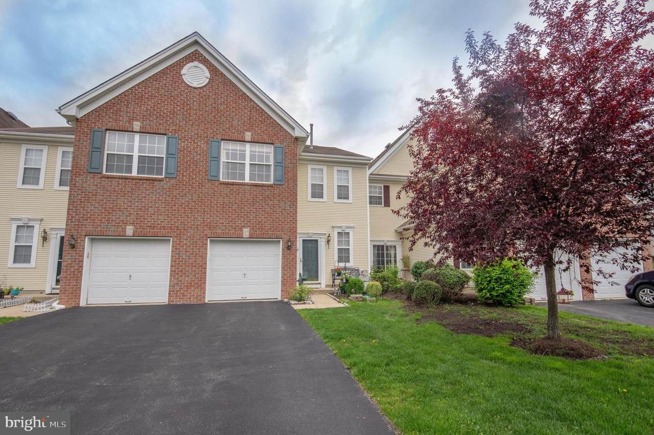 5 Stafford Drive - Photo 1