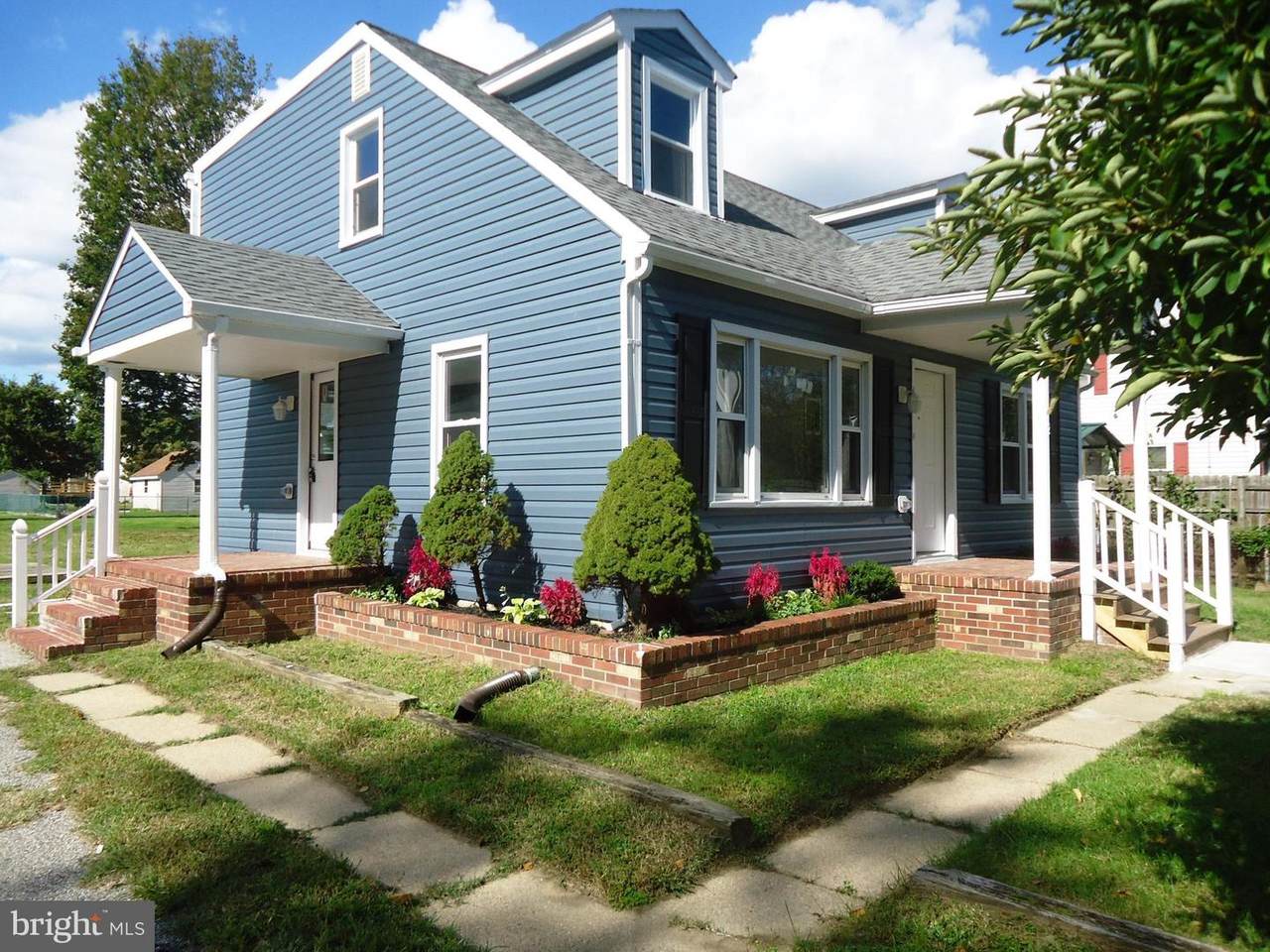 1310 William Street - Photo 1