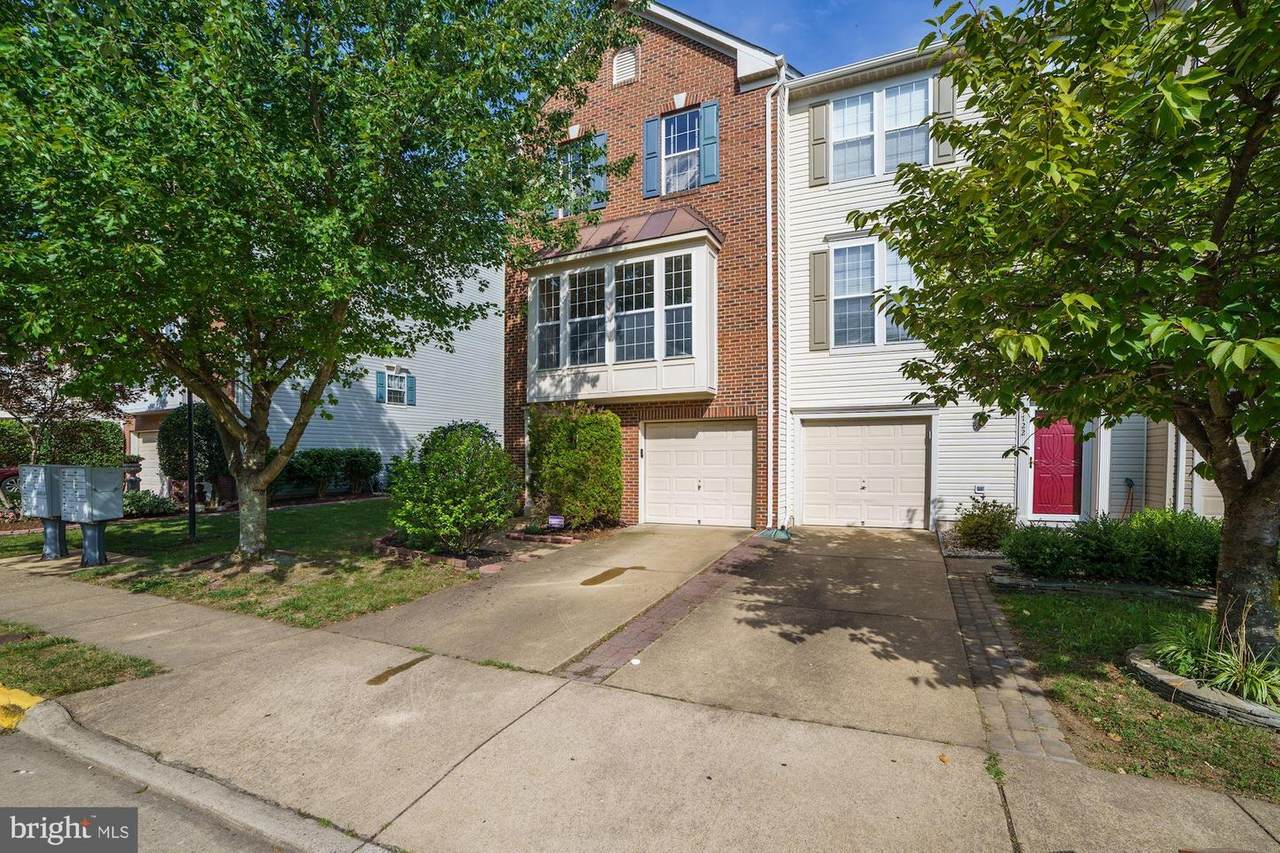 9724 Plaskett Forest Lane - Photo 1