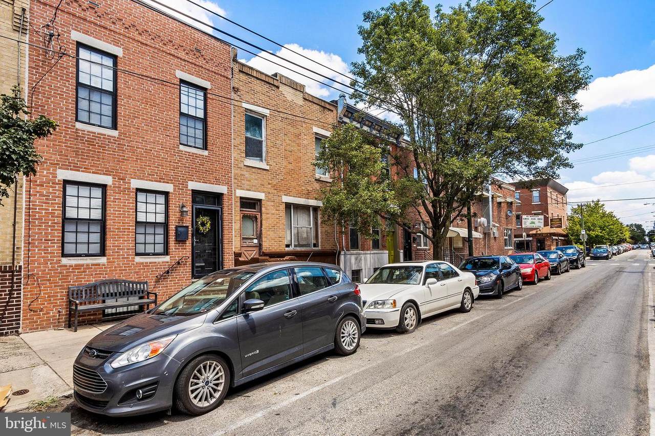1009 Tasker Street - Photo 1