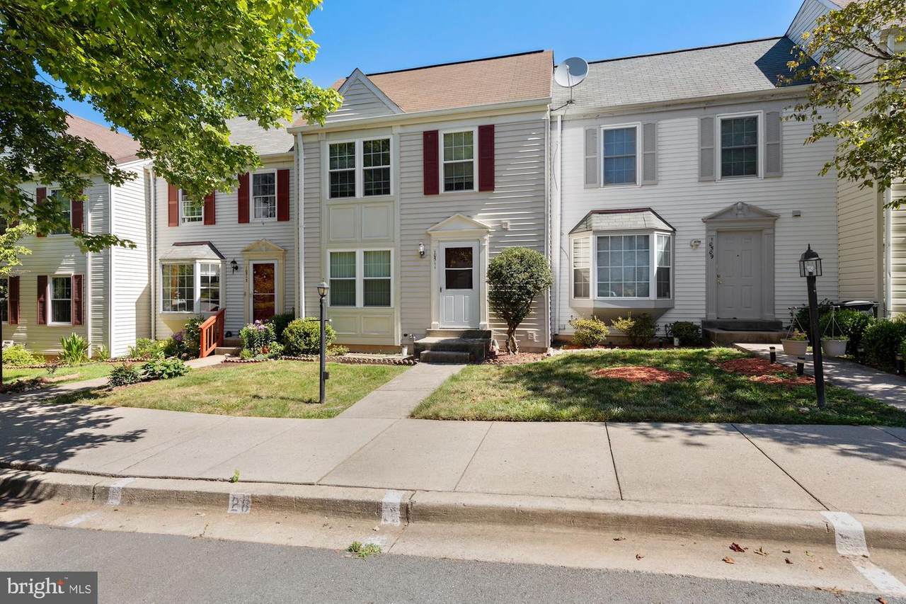 10511 Smithy Court - Photo 1