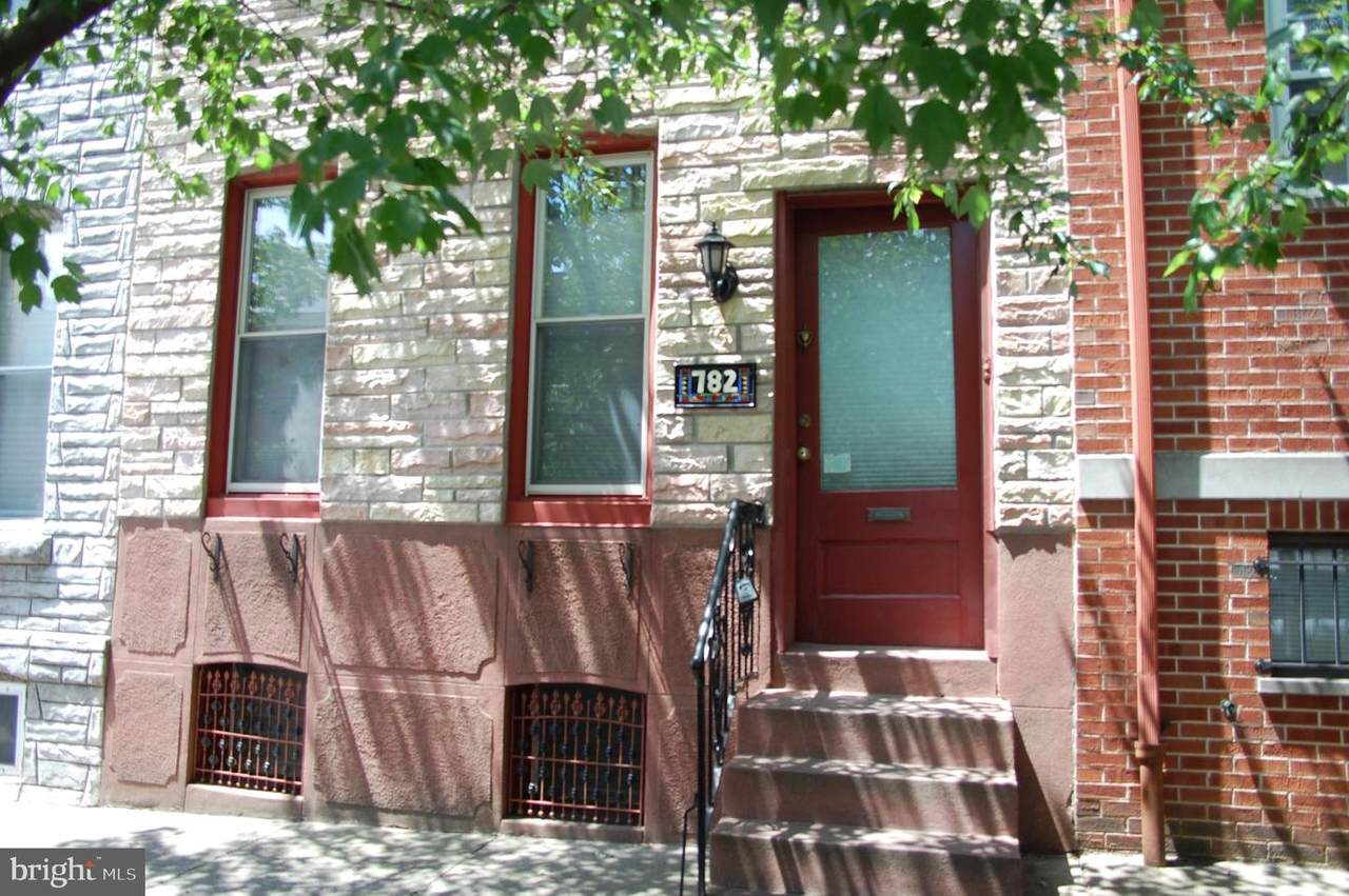 782 25TH Street - Photo 1