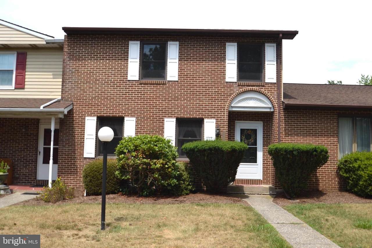 3814 Laraby Drive - Photo 1