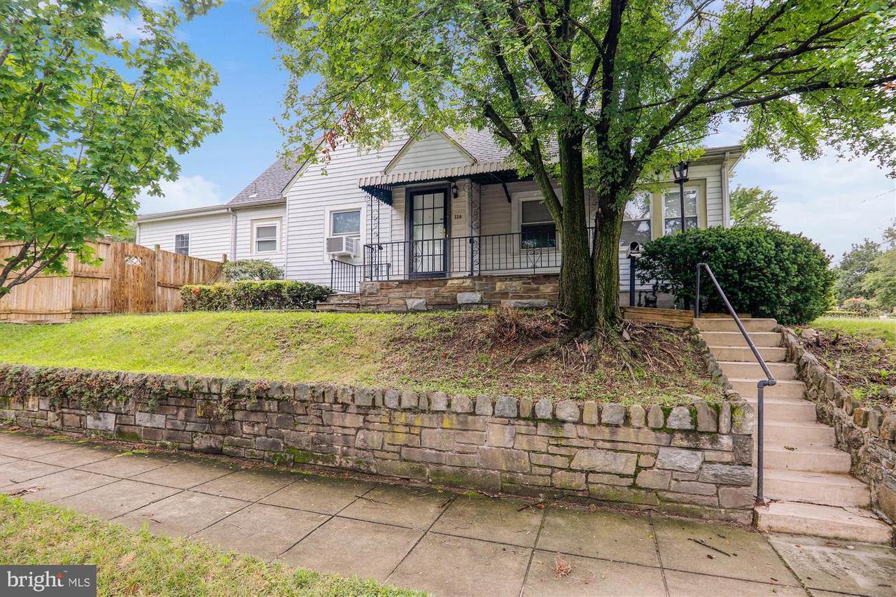 114 Sheridan Street - Photo 1