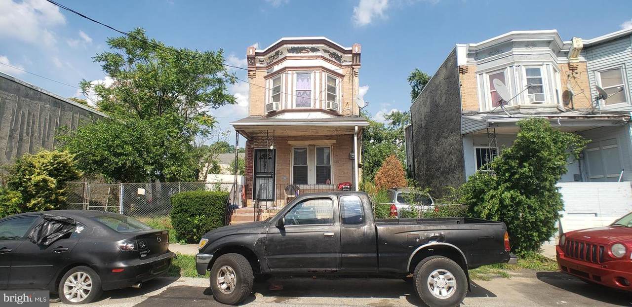 140 25TH Street - Photo 1