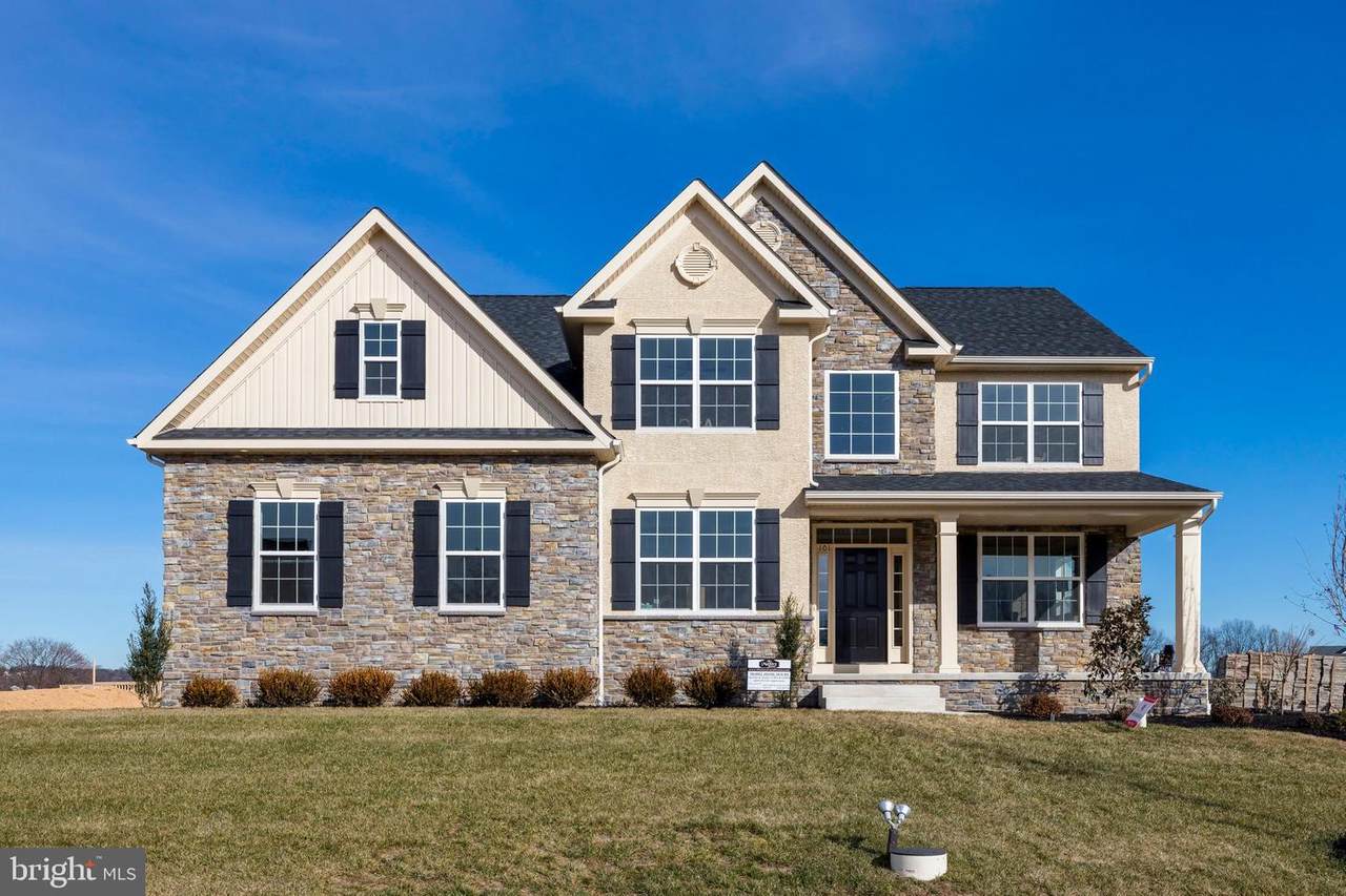23 Masters Drive - Photo 1