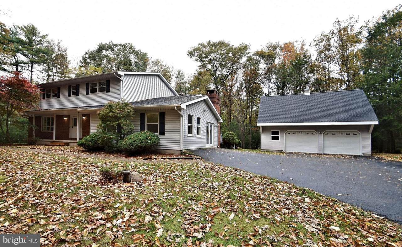2210 Foothill Ct - Photo 1