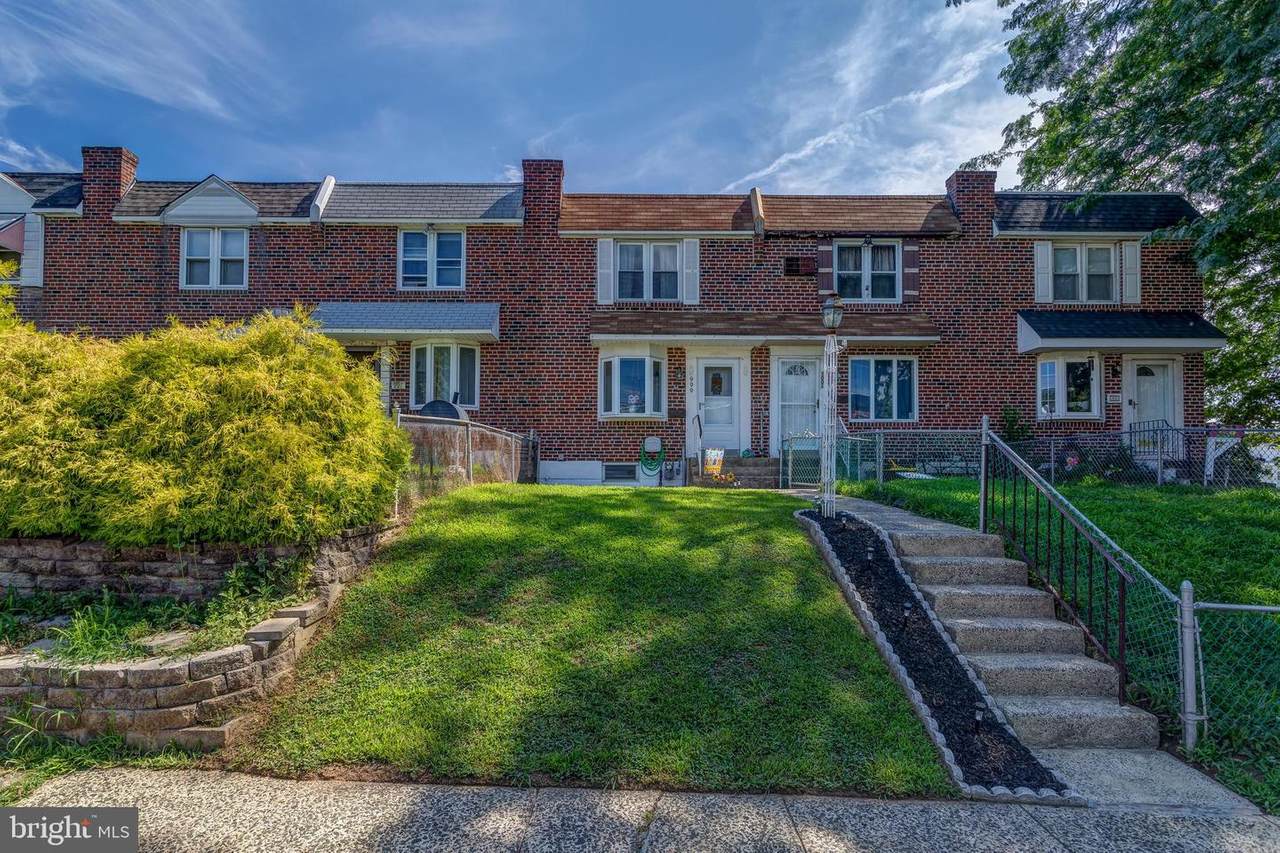 999 Grant Road - Photo 1