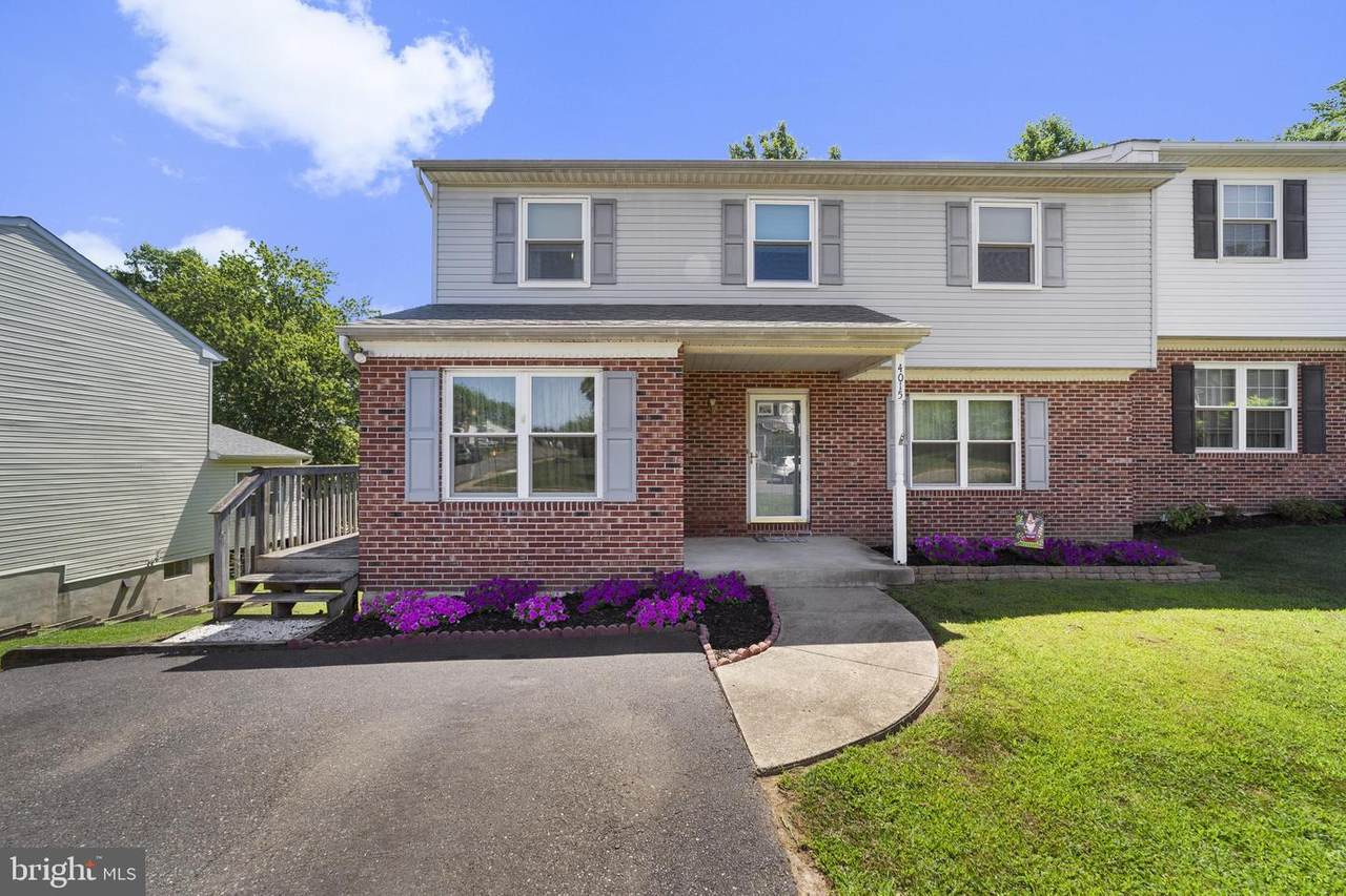 4015 Yorktown Drive - Photo 1