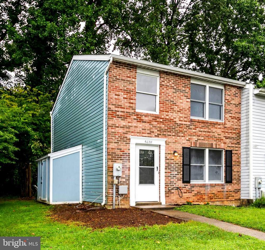 6028 Cedar Wood Drive - Photo 1