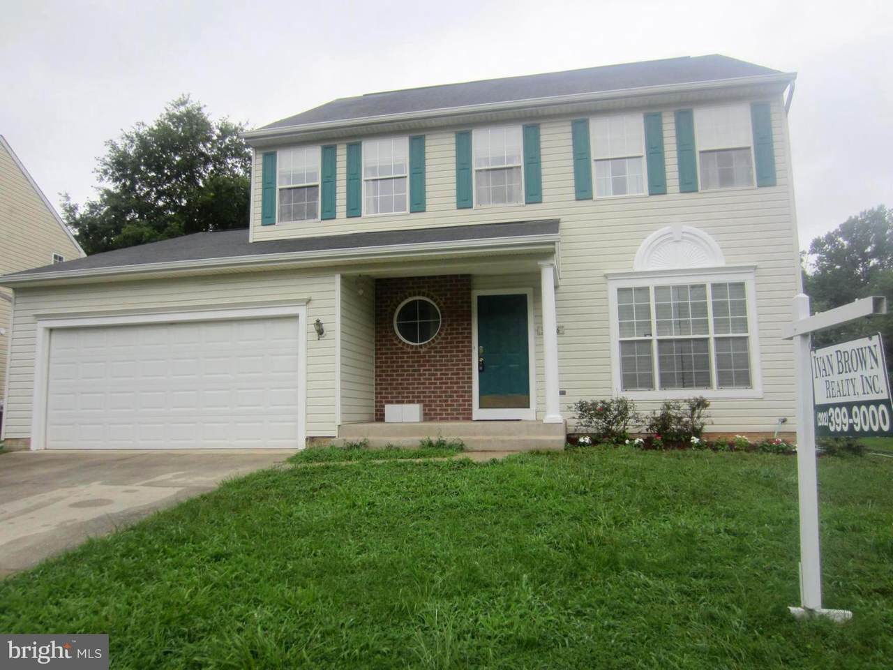 3406 Manderes Place - Photo 1
