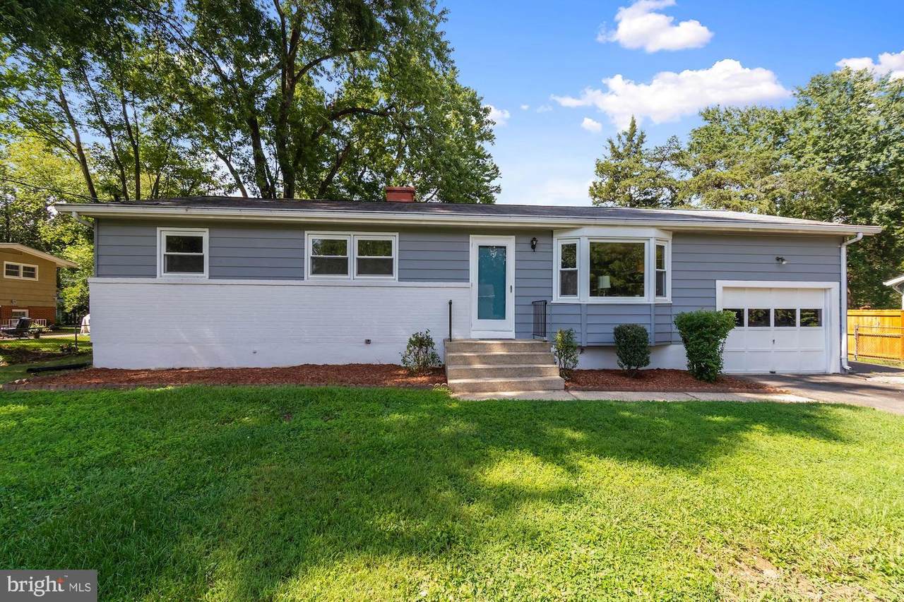7819 Candlewood Drive - Photo 1