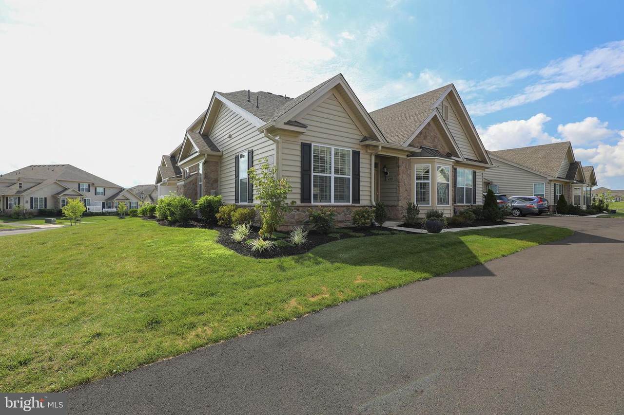 4231 Spalding Drive - Photo 1