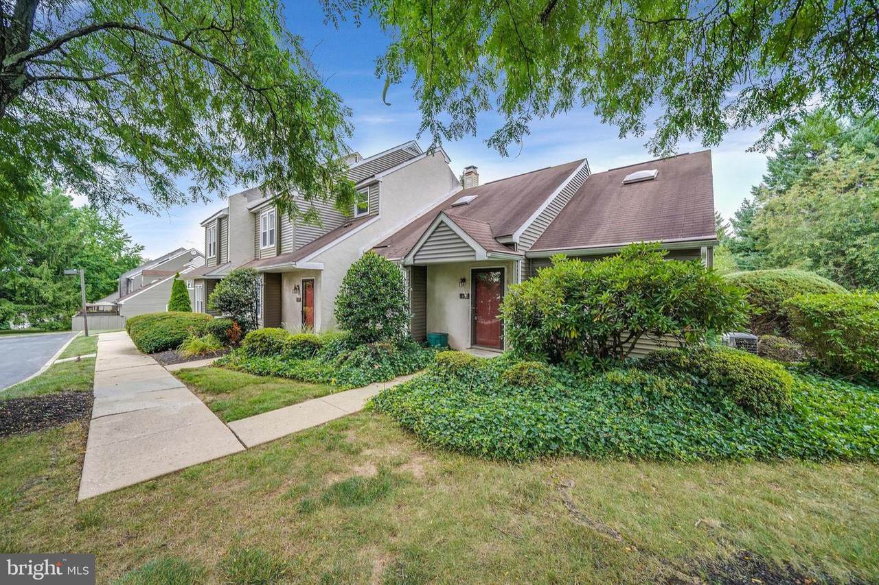 1104 Saint Michaels Court - Photo 1