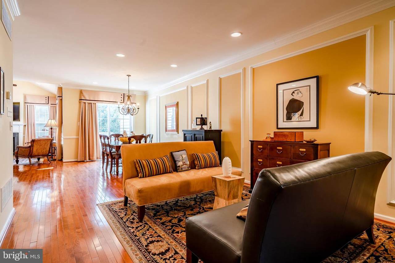 280 Cherry Lane - Photo 1