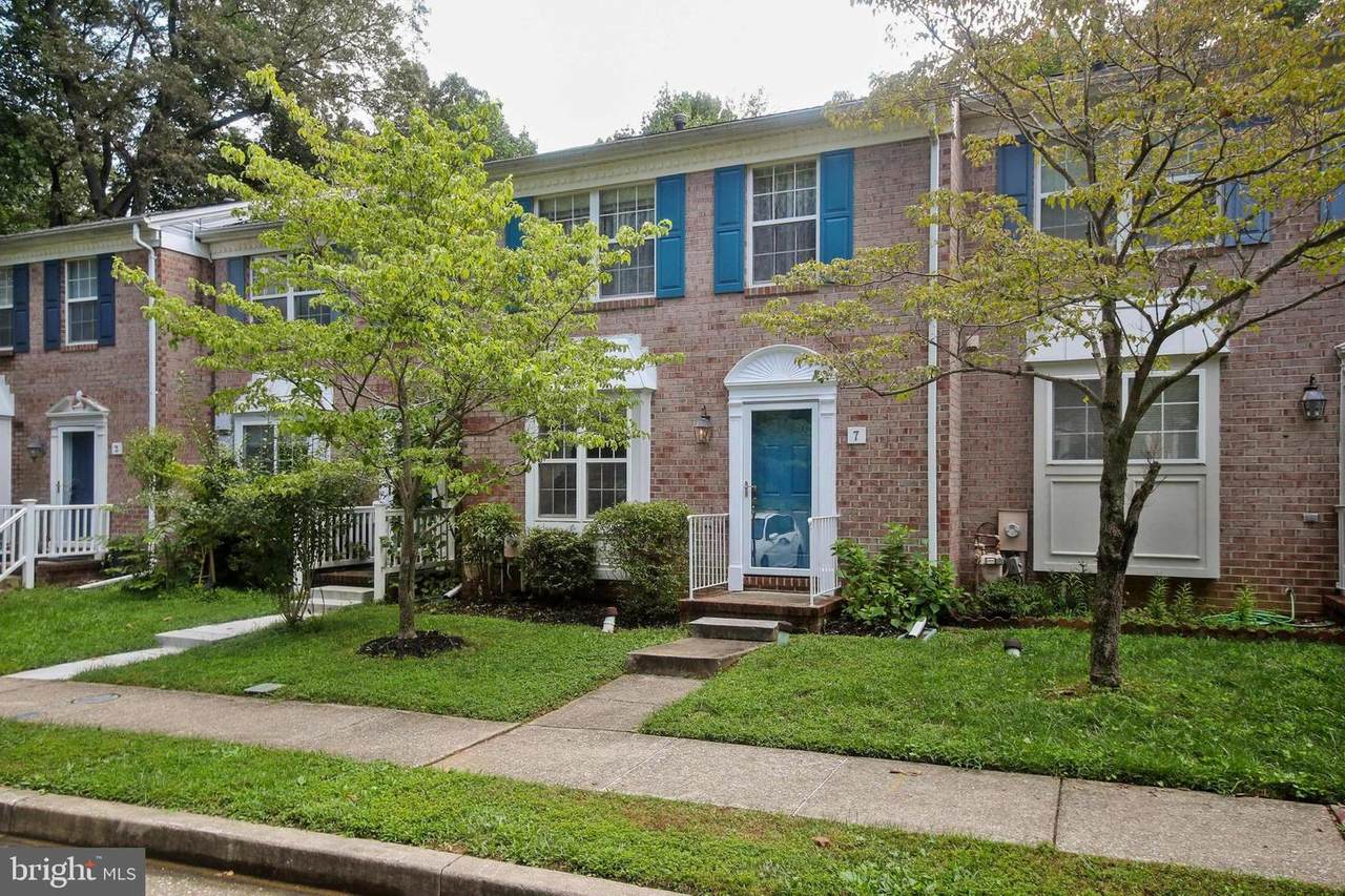 7 Cedar Chip Court - Photo 1