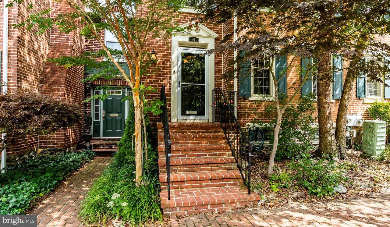 10 Rockford Road - Photo 1