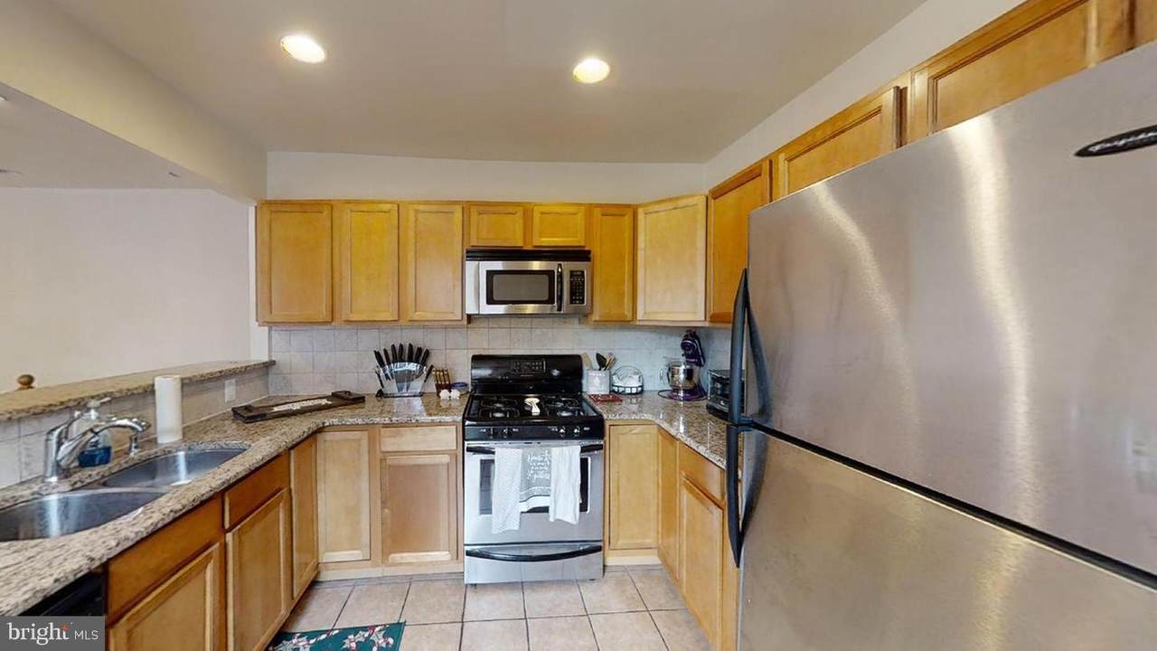 801 19TH Street - Photo 1