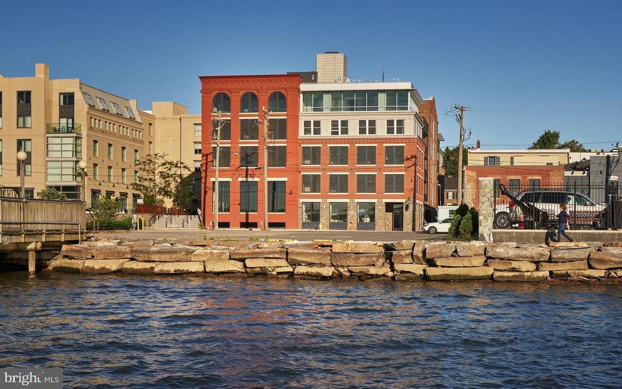 225 Strand Street - Photo 1