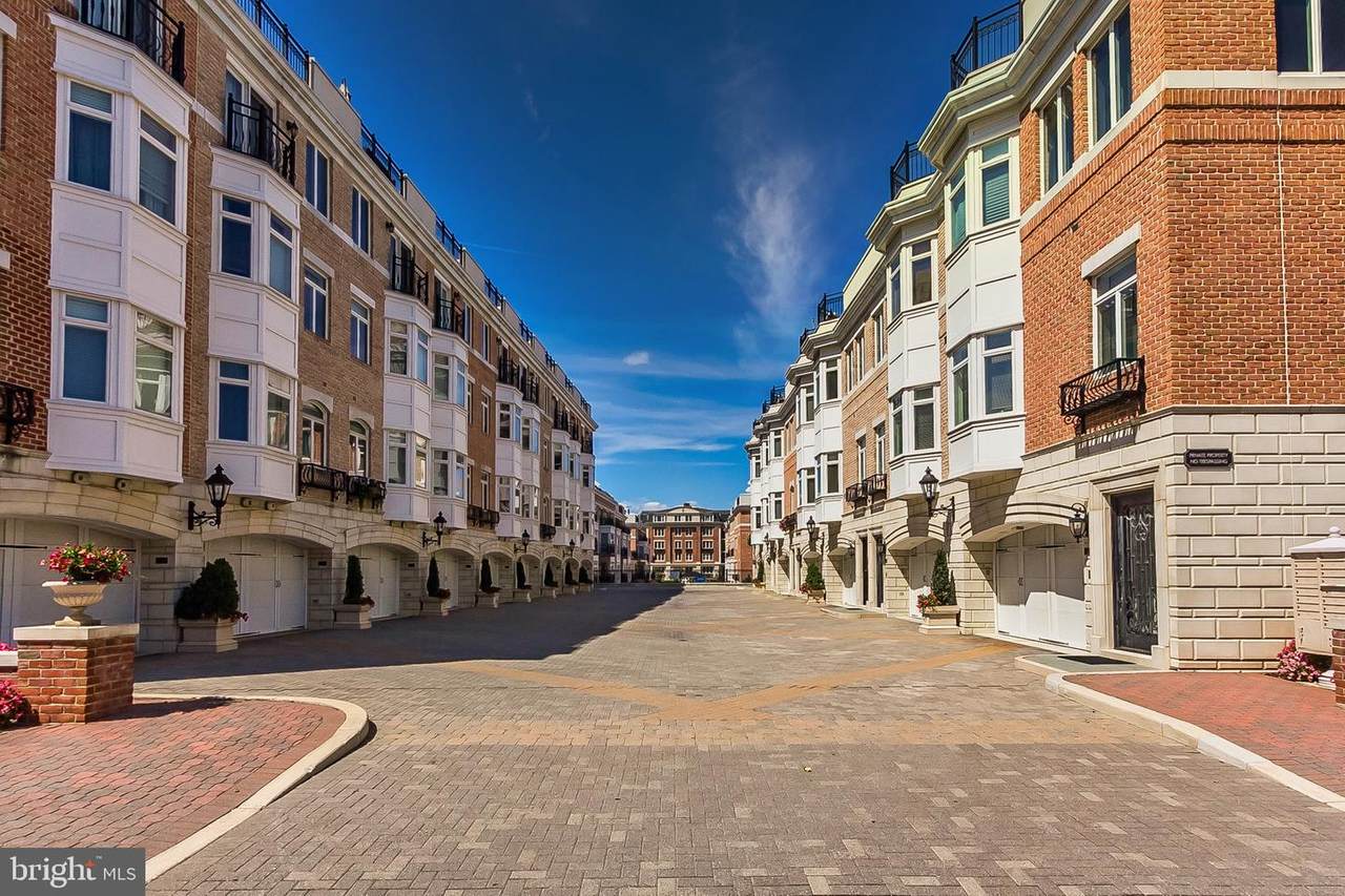 1030 Pier Pointe Landing - Photo 1