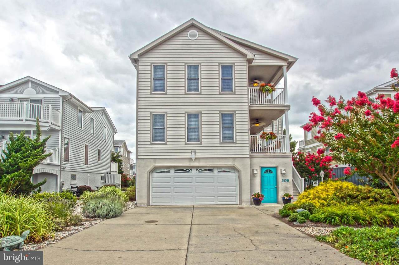 306 Cape Shores Drive - Photo 1