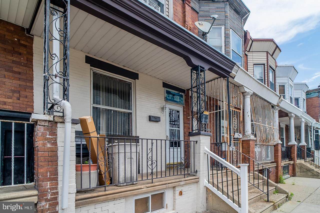 753 Thayer Street - Photo 1