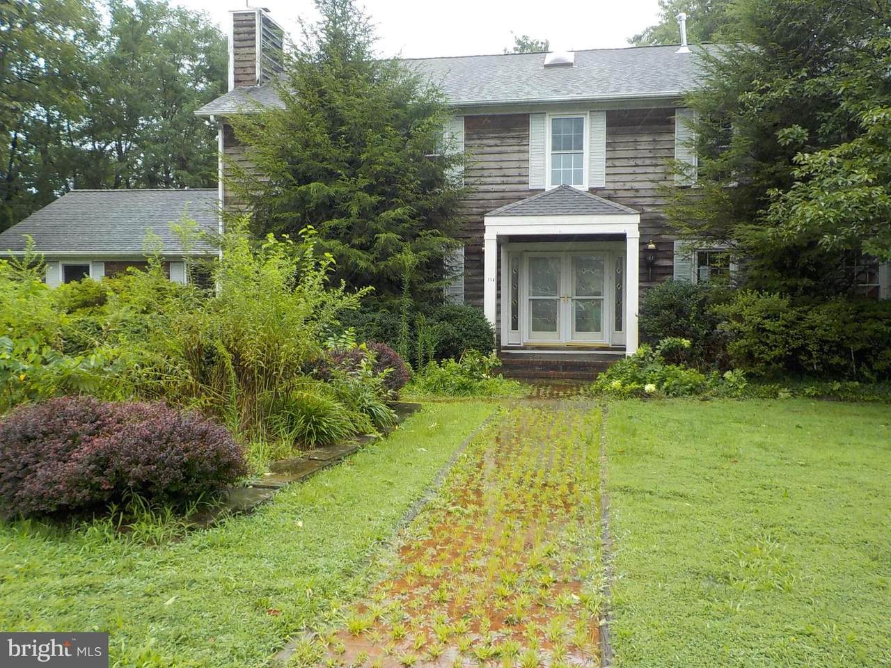 114 Sentry Drive - Photo 1