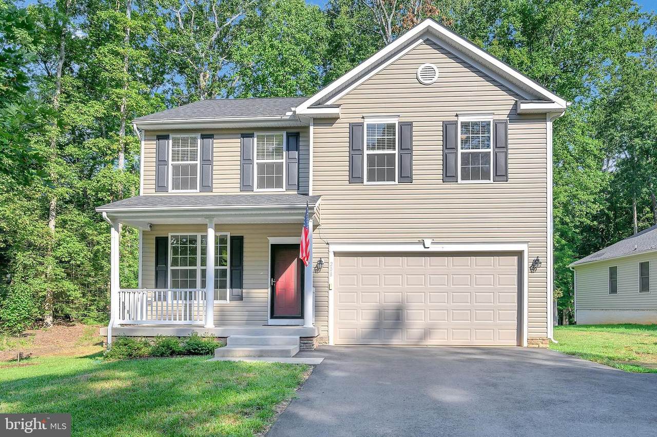 208 Green Street - Photo 1