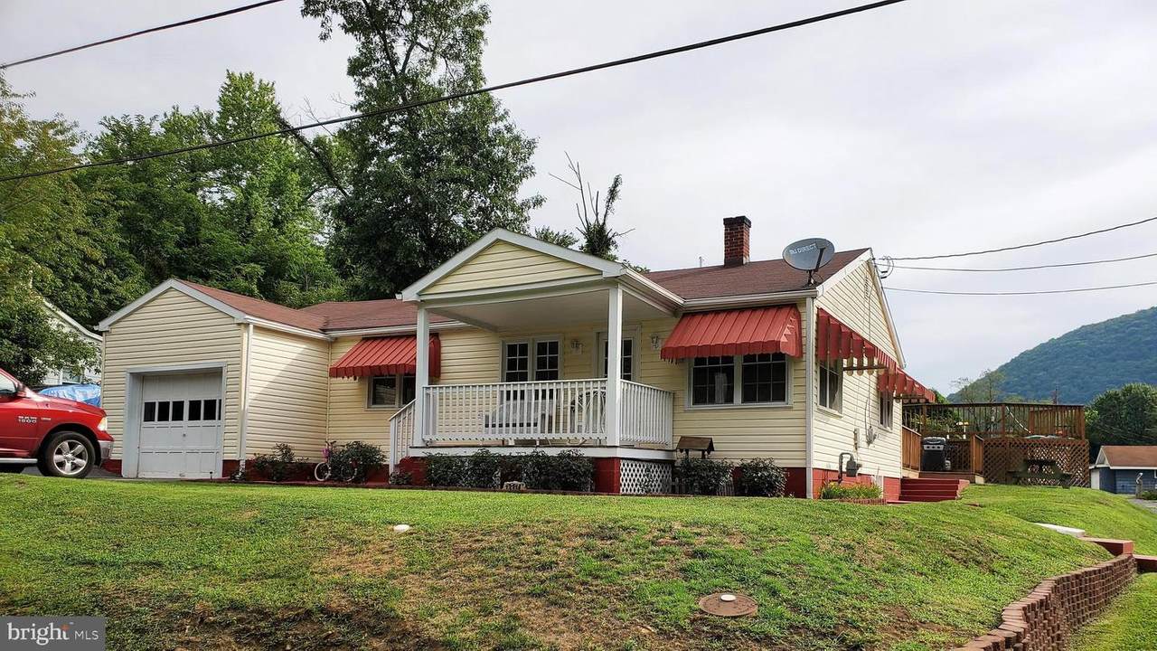 13314 Jade Street - Photo 1