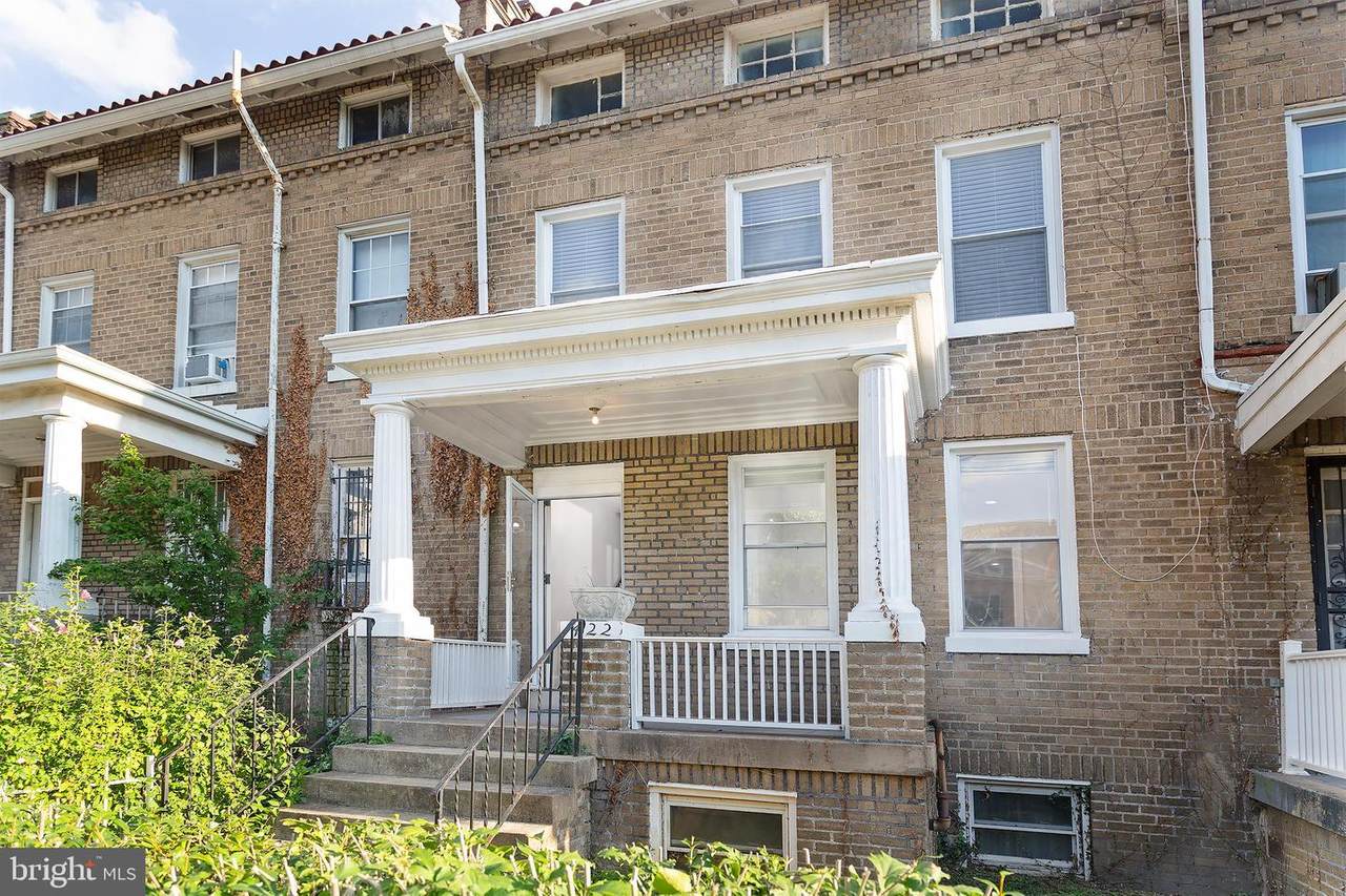 422 Randolph Street - Photo 1