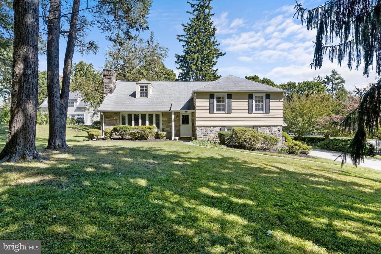771 Woodlea Road - Photo 1