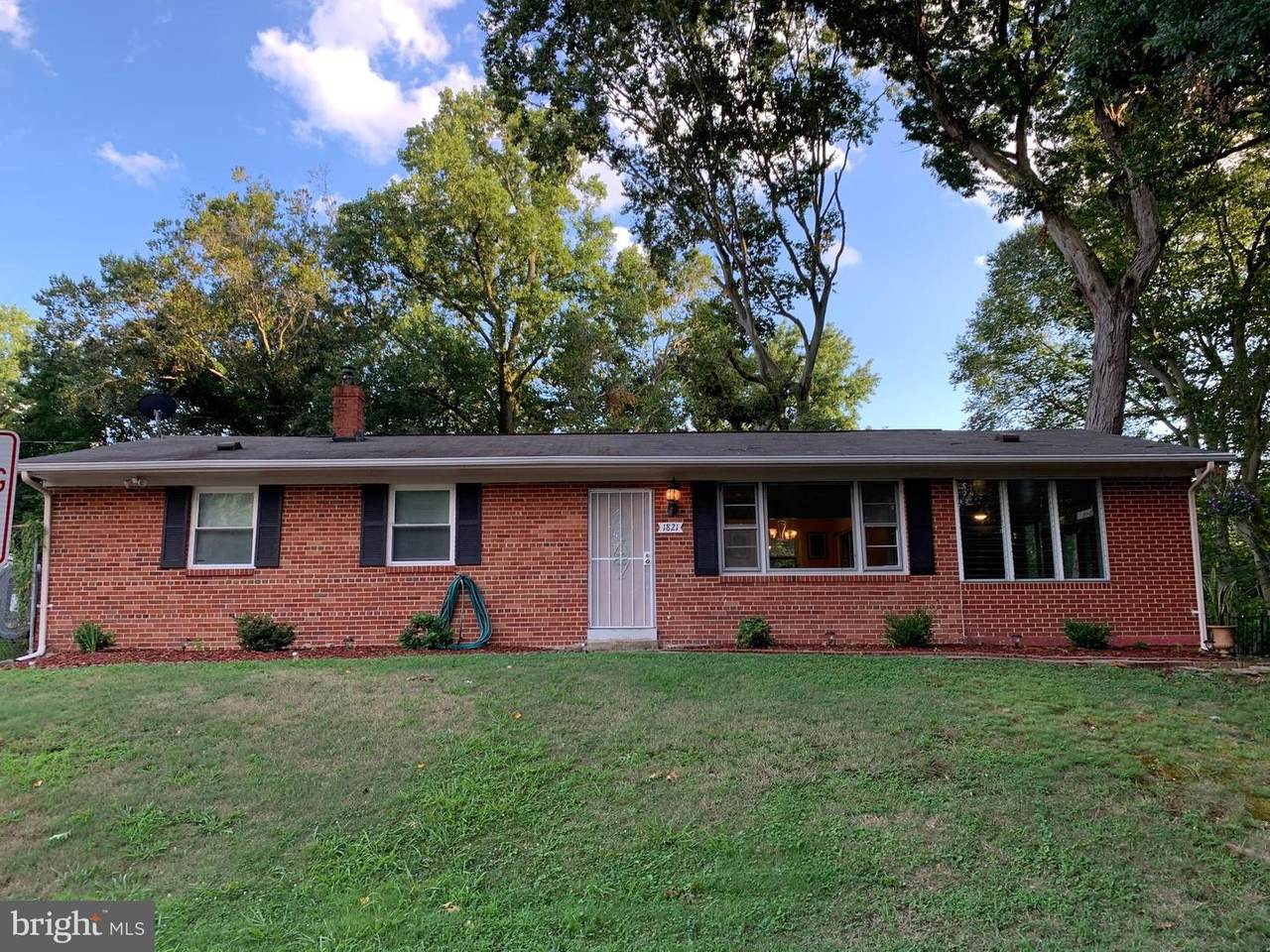 1821 Knoll Drive - Photo 1