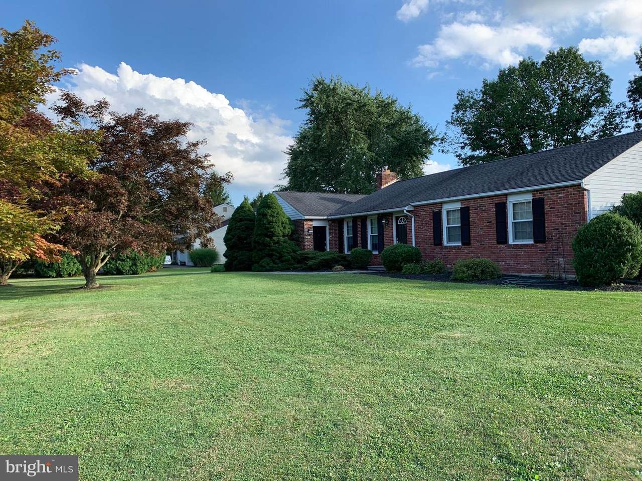 926 Walnut Street - Photo 1