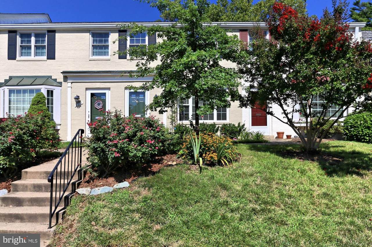 2212 Dearing Street - Photo 1