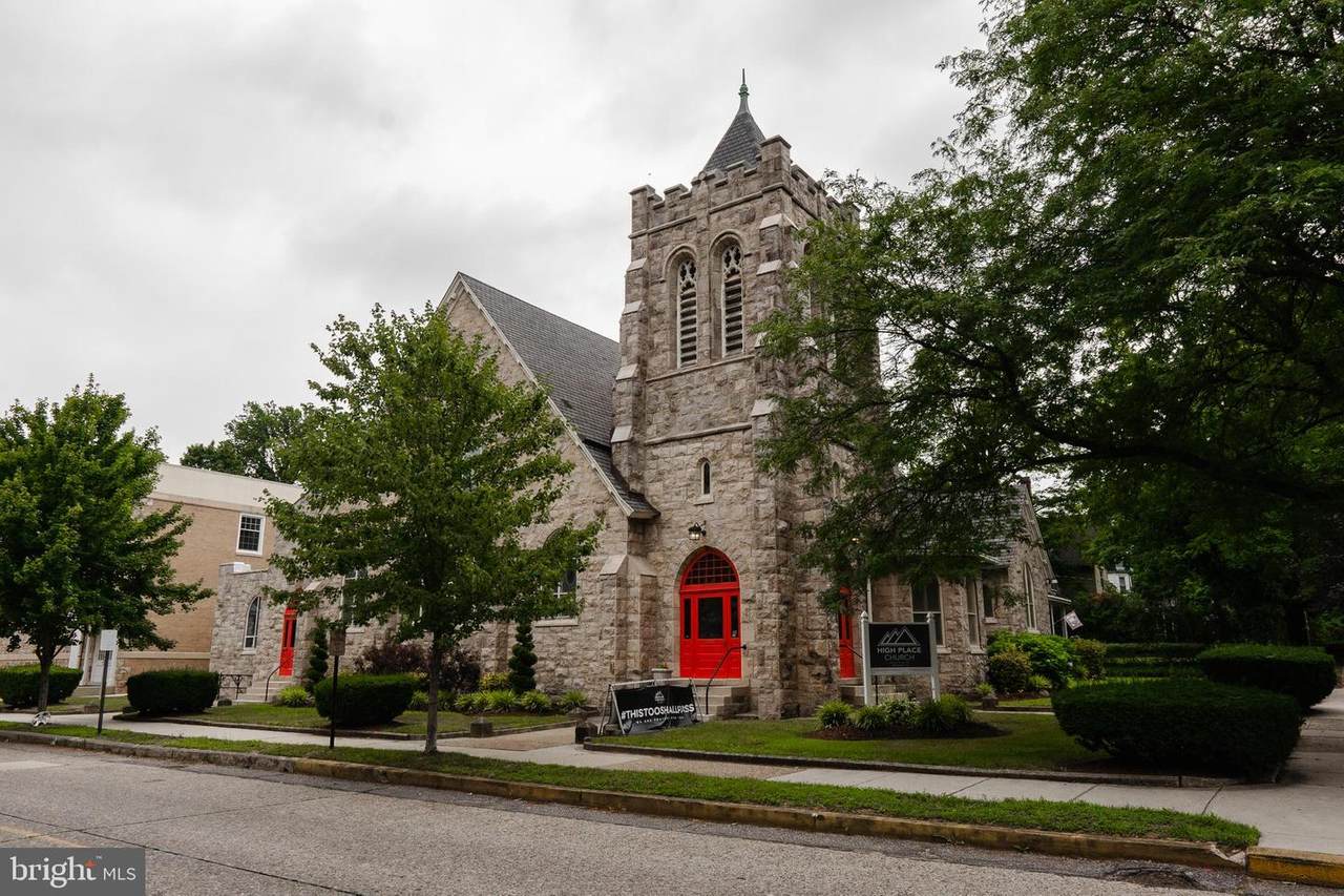 113 Centre - Photo 1