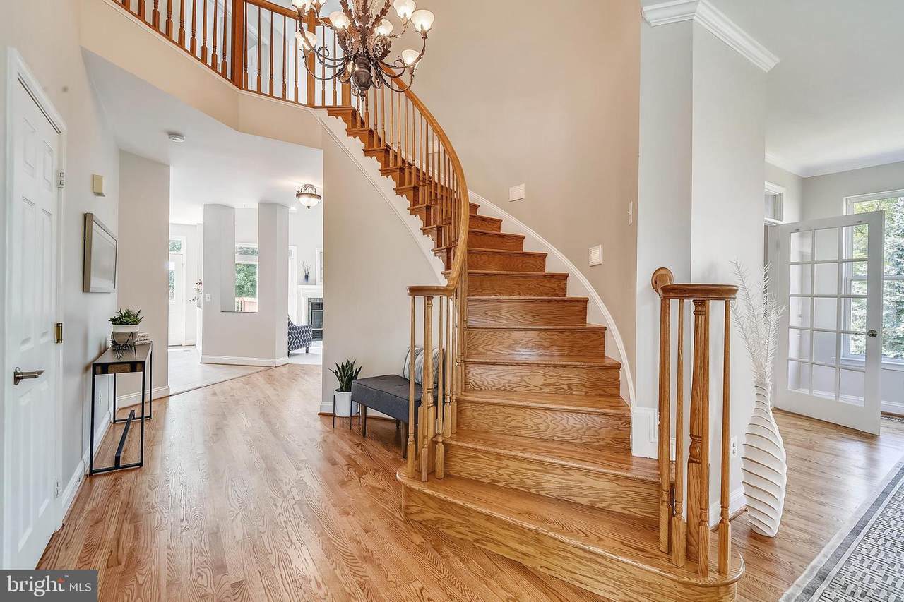 3102 White Daisy Place - Photo 1