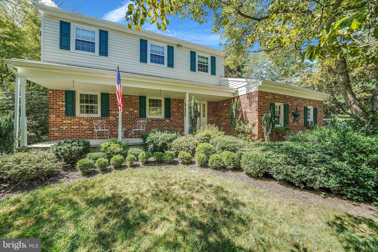 460 Lafayette Drive - Photo 1