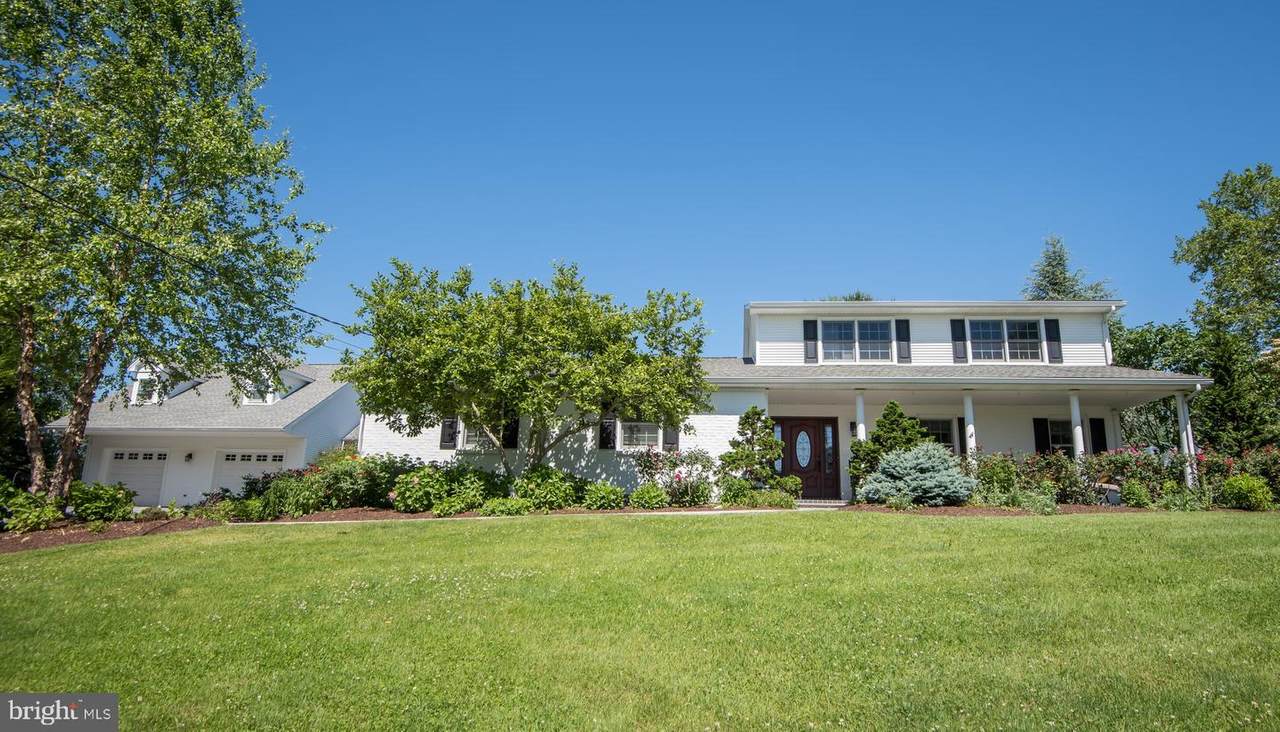 2366 Chestnut Road - Photo 1