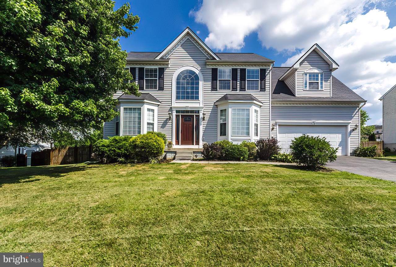 219 Kimberwicke Drive - Photo 1