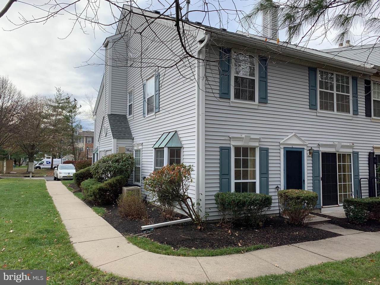 69 Cheverny Court - Photo 1