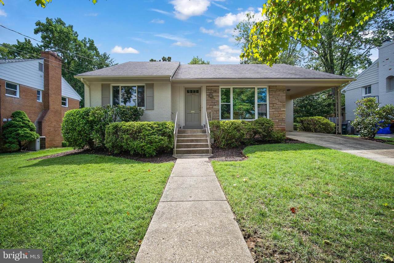 9908 Belhaven Road - Photo 1