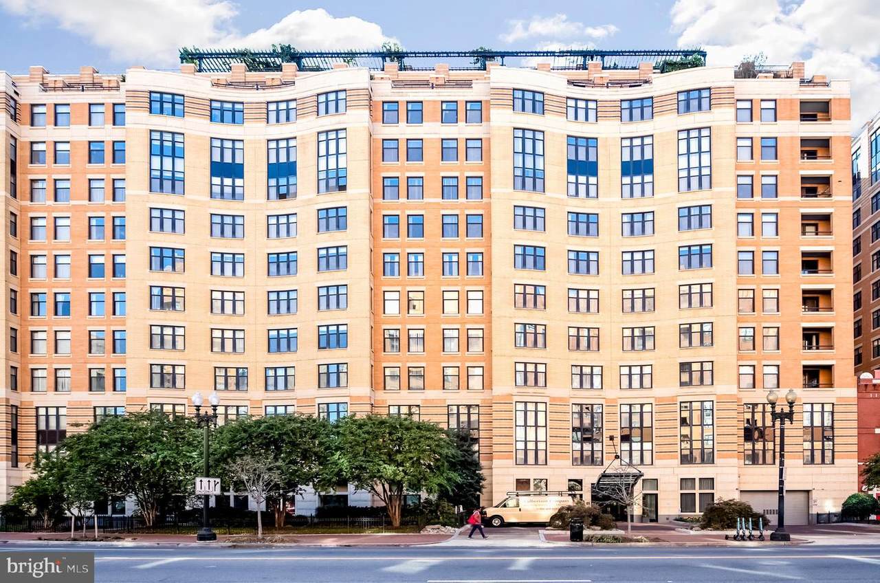 400 Massachusetts Avenue - Photo 1