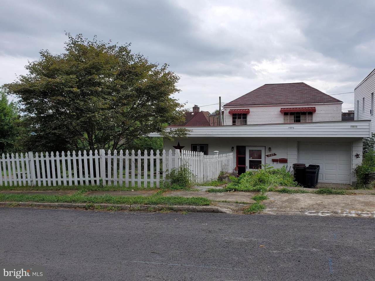 806 Ashland Avenue - Photo 1