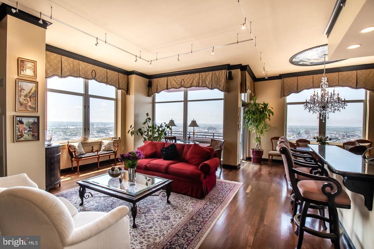 440 Broad Street - Photo 1