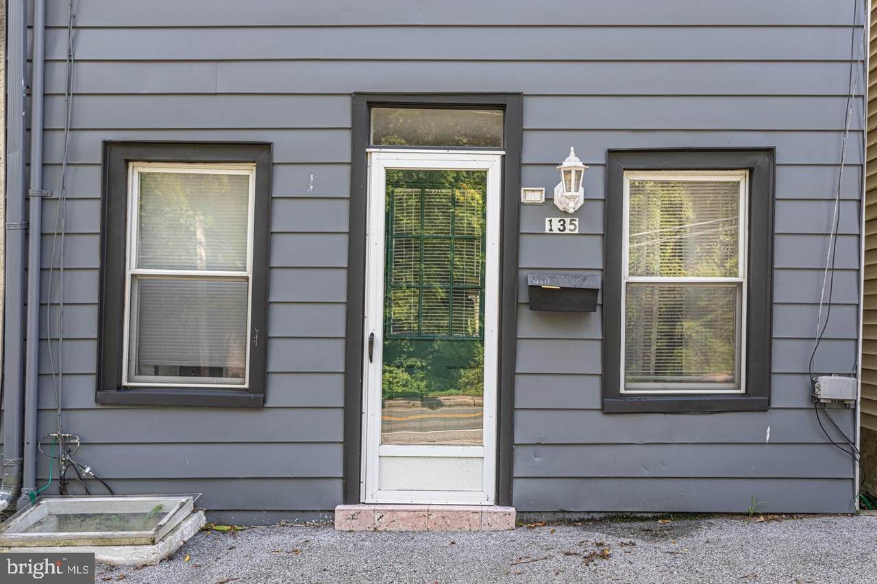 135 Barren Hill Road - Photo 1