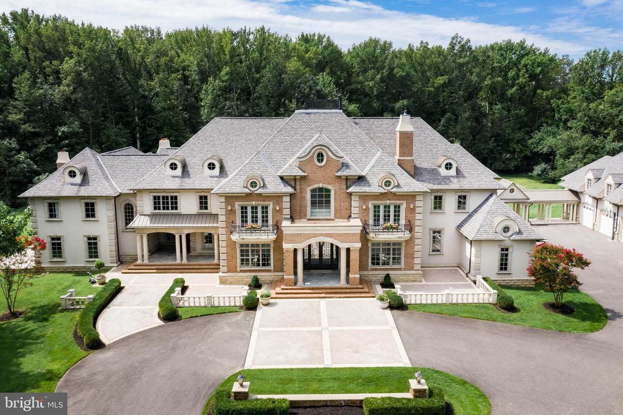 263 Mount Laurel Road - Photo 1