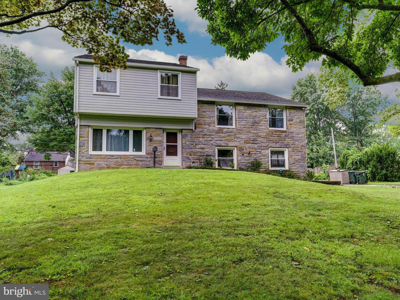 114 Cameron Drive - Photo 1