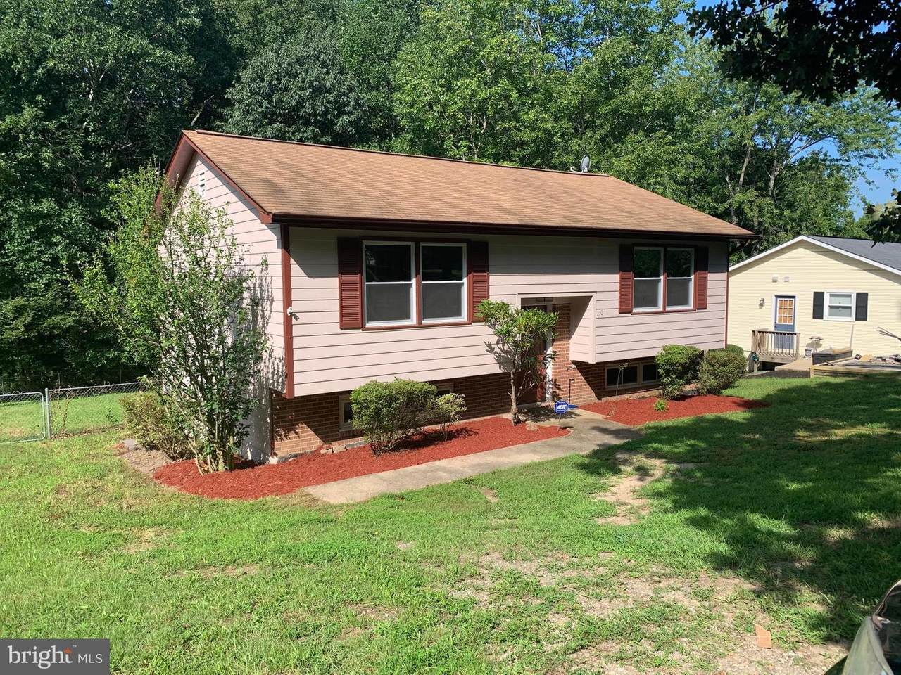 410 Cleveland Court - Photo 1