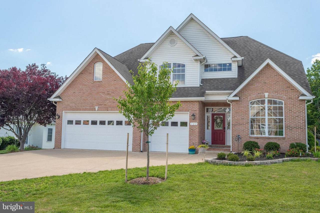 122 Cahille Drive - Photo 1